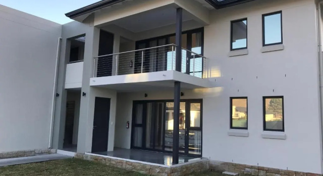 Pearl Valley Suite 504
