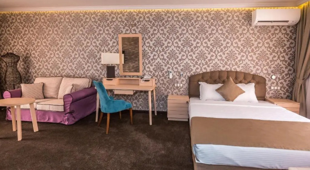Полулюкс 8 1/2 Art Guest House