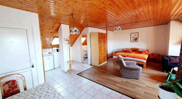 Студия Nemes Apartmanház