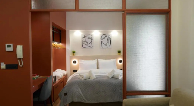 Plane Tree Luxury Suites