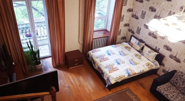 Four Season Apartments