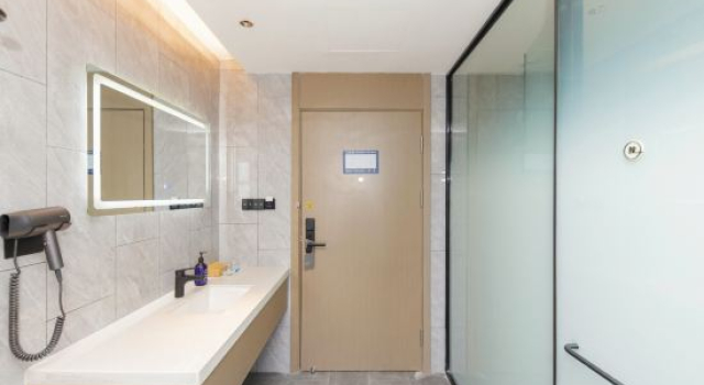 Xingcheng Hotel (Zhaoyuan Wenquan Road Branch)