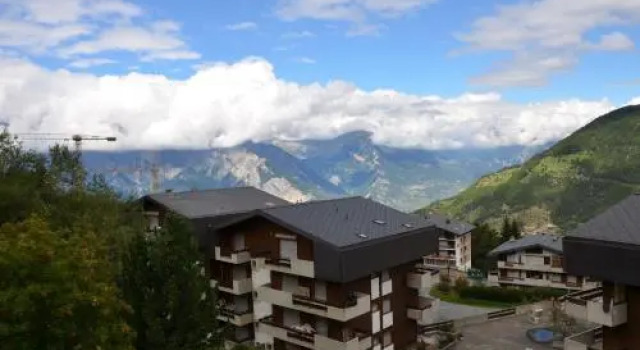 Résidence Valena, Prenota Appartamento Hotel a Canton Vallese con parcheggio, Parcheggio