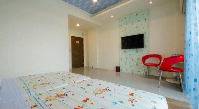 Четырёхместный семейный номер Standard Sunny House