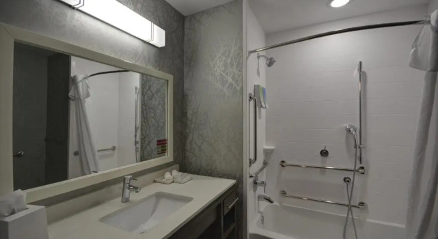 Люкс Home2 Suites By Hilton Grand Rapids North