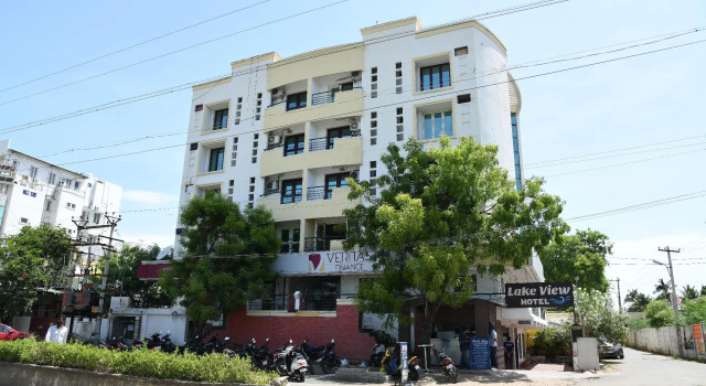 Lake View Hotel