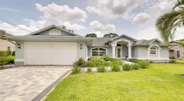 Коттедж Spring Hill Home - Pool, Grill & Golf Course Views