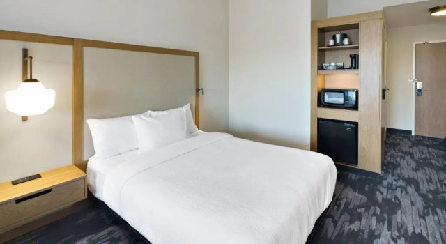 Четырёхместный номер Standard Fairfield Inn & Suites by Marriott Columbus New Albany