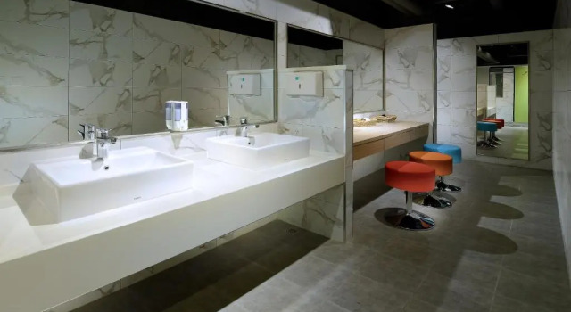 Кровать в общем номере (женский номер) Park City Inn & Hostel