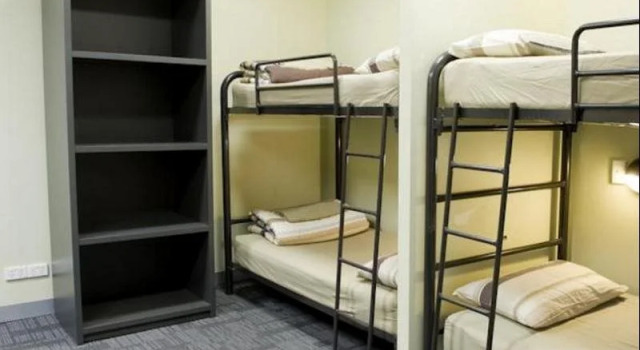 The Greenhouse Backpacker, Забронировать Отель Мельбурн Melbourne Region, рядом с Верховный суд Виктории