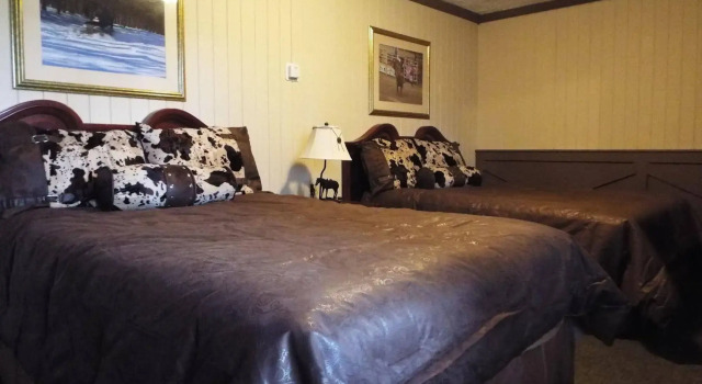 Malibu Dude Ranch, Rezerwuj Hotel Milford Pike County