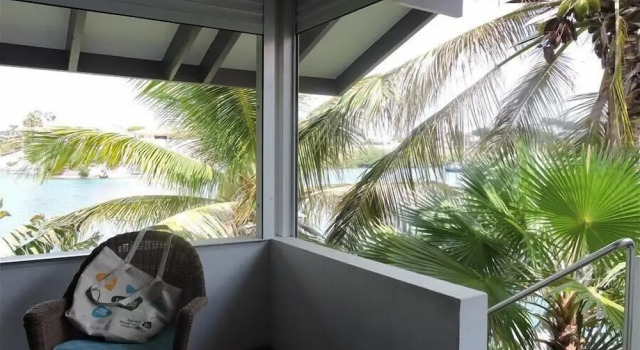 Luxury 3 bedroom Villa at Water's Edge