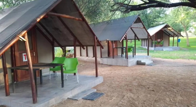 Тент Oranjerus Resort