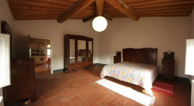 Tuscany Low Cost, Boek Appartement Crespina Toscane