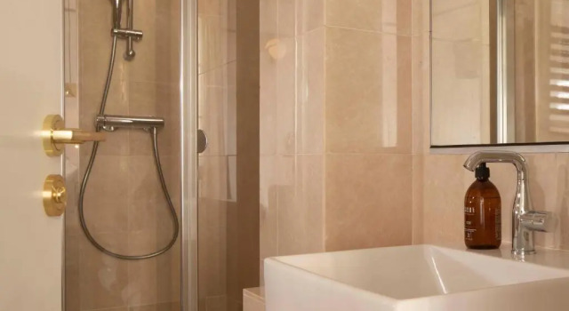Четырёхместный номер Standard Hotel des Deux-Iles - Notre-Dame