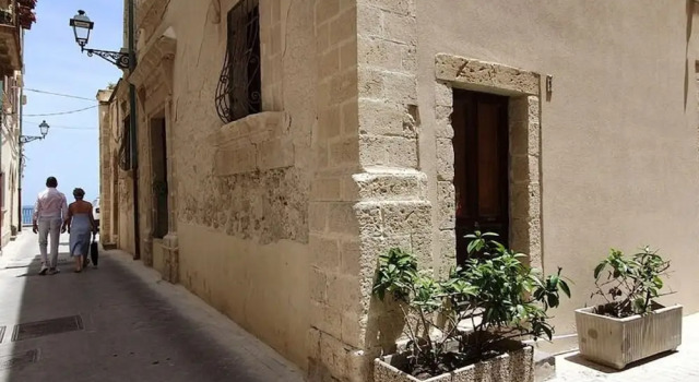 Beautiful Holiday Home in Siracusa With Sea View
