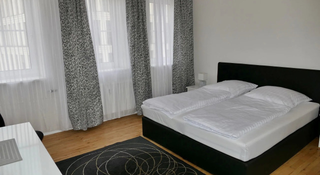 Centrum Hotel Mitte, Забронировать Отель Митте Ганновер, рядом с Театр "Коммедиа Футура" на заводе "Айсфабрик"