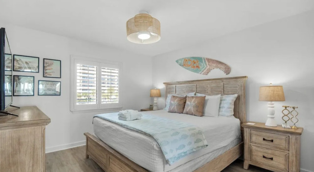 Gulf-front in Destin! Community Pool, Minutes to Beach, Varaa Huoneisto Destin Emerald Coast