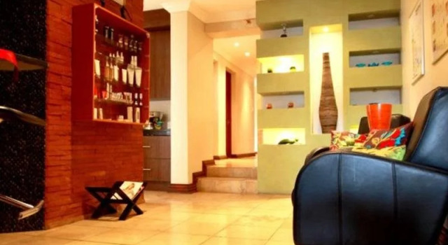 Belle Done Boutique Hotel & Spa, Забронировать Курортный отель Эмалахлени Мпумаланга, рядом с Pick &amp; Pay Mini Witbank