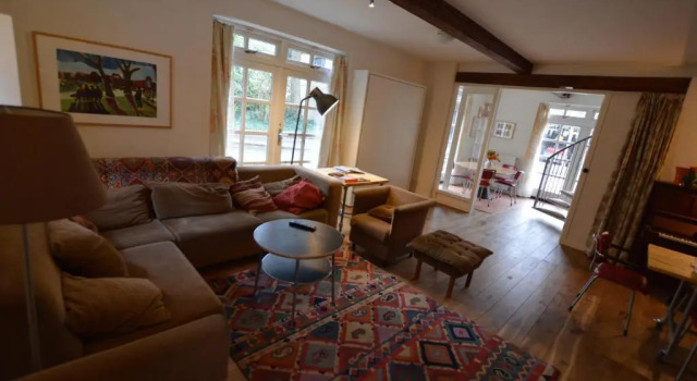 Коттедж с 2 комнатами B&B Stadsoase Nijmegen