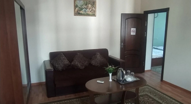 Quyosh Resort Hotel, Buchen Sie Resort Yusufhona Tashkent