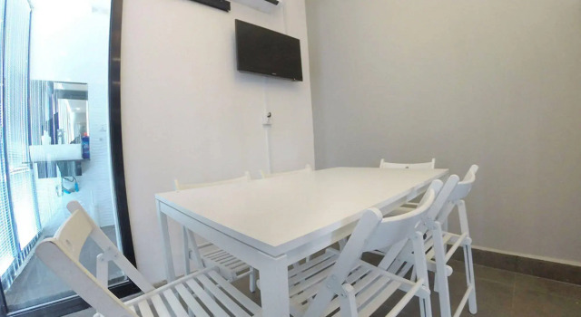 Aura Thematic Hostel, Buchen Sie Hostel Hostels in Kandal, Hostel