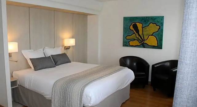 Номер Standard Logis Hôtel Restaurant Le Quai Fleuri