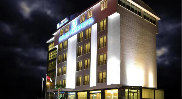 Guler Park Hotel, Varaa Hotelli Hotellit Marmara-alue pysäköinnillä, Pysäköinti