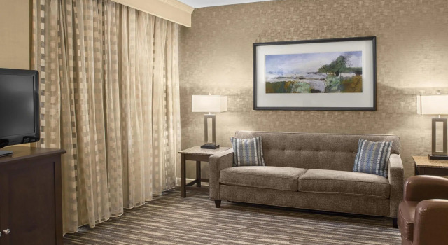 Sheraton Suites Akron Cuyahoga Falls