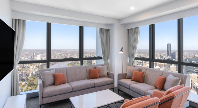 Люкс с 3 комнатами Meriton Suites Adelaide Street, Brisbane