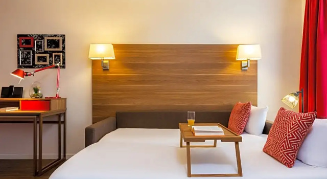 Апартаменты Standard Aparthotel Adagio La Defense Courbevoie