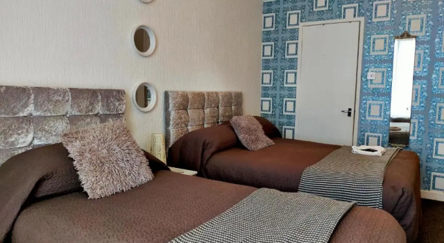 Confort cameră Hotel Babylon