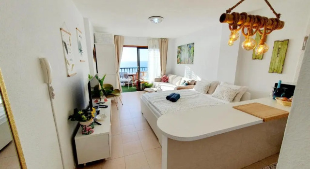 Ocean View Studio Apartment by DreamHomesTenerife, Prenota Appartamento Santiago del Teide Tenerife
