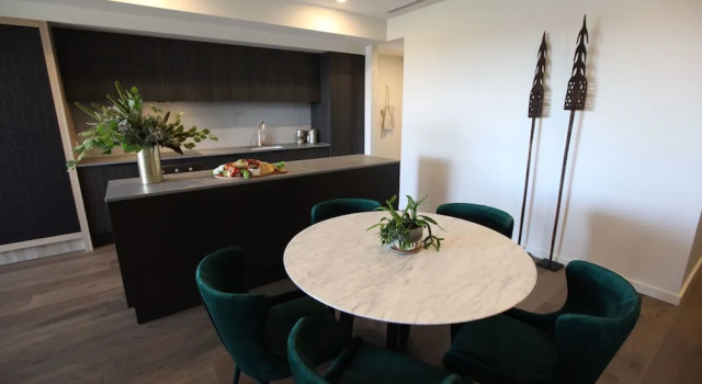 Апартаменты Luxury c 1 комнатой с балконом и с видом на парк Carmel at Sorrento