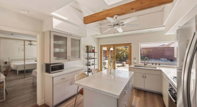 Коттедж Zen Palm Desert Bungalow
