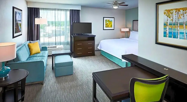 Полулюкс Homewood Suites By Hilton North Bay