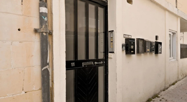 Cozy 2bdr Apart In Bugibba Square