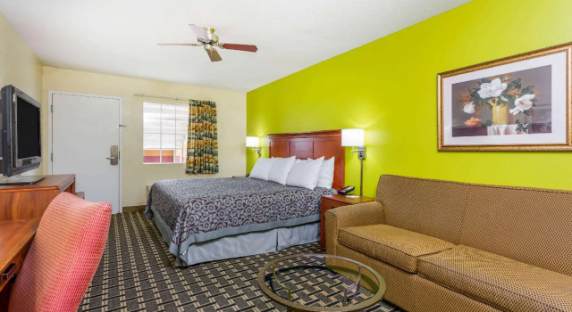 Двухместный номер Standard Days Inn by Wyndham Trenton