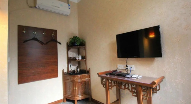 Двухместный номер Classic Pingyao Hu lu wa Home Inn