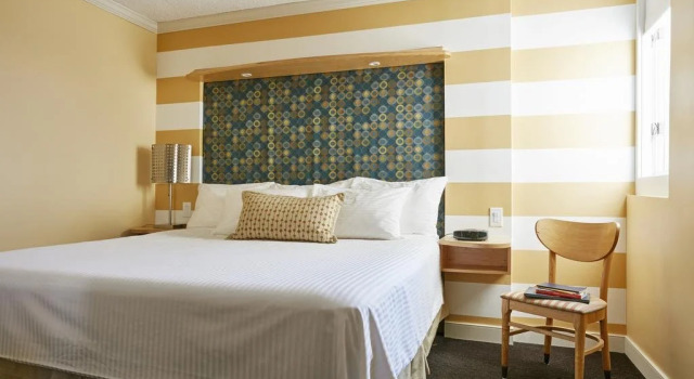 Oceanfront Pan American Hotel