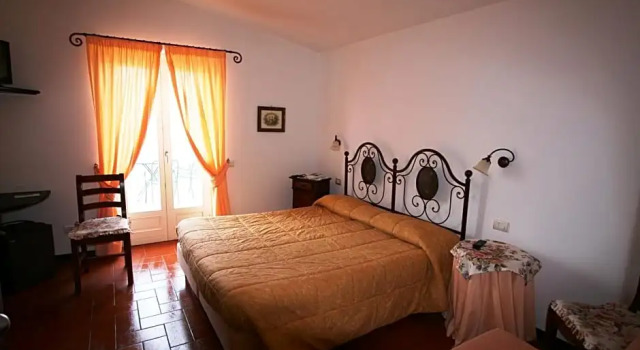 Hotel La Giada Del Mesco, Rezervați Hotel Levanto Cinque Terre