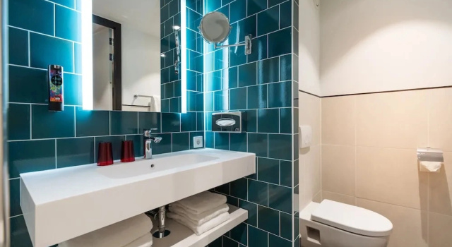 Двухместный номер Premium с видом на гавань Holiday Inn - the niu, Fender Amsterdam