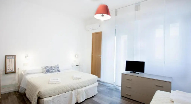 Hotel Spring