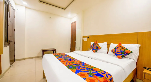 Номер Deluxe Fabhotel Silver Crown I