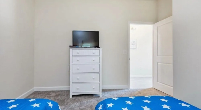 Beautiful 5Bd Pool TH Champions Gate-830pbd