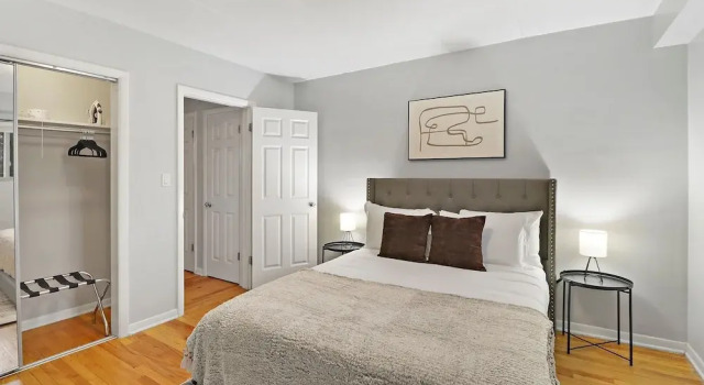 Salem 2B rep, Rezerwuj Hotel Arlington Heights 