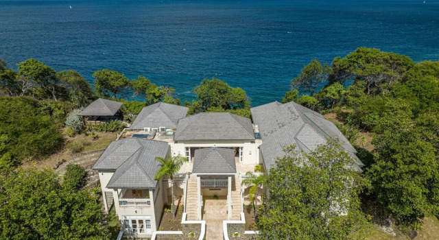 Вилла Luxury с 5 комнатами с видом на океан The Liming Bequia