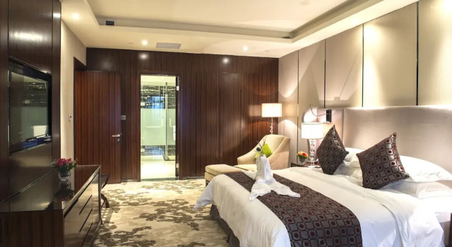 Двухместный люкс Business Отель Country Garden Phoenix Hotel LongJiang Shunde Foshan City
