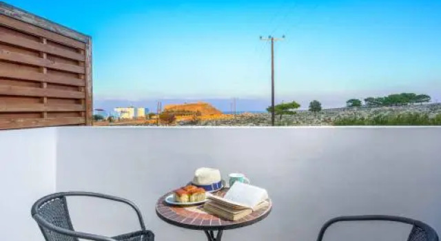 Lindos Emerald