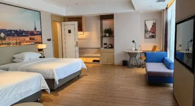 Семейный люкс Vienna International Hotel (Songzi financial building store)